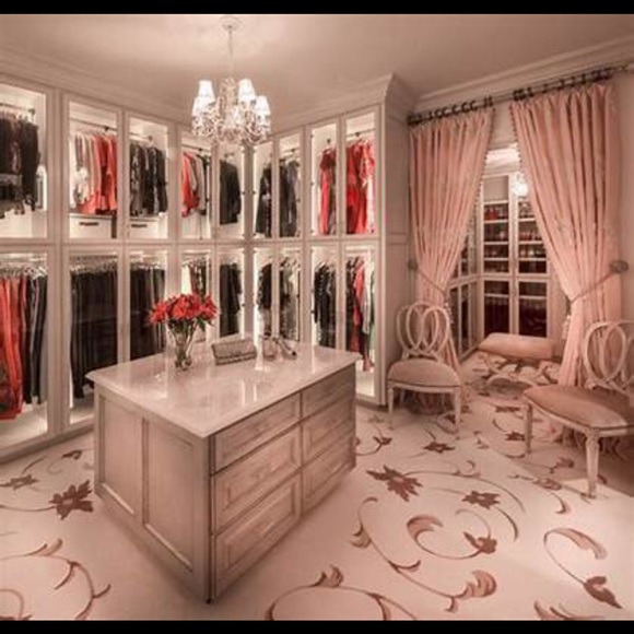 Meet your Posher, Donna - Picture 1 of 1